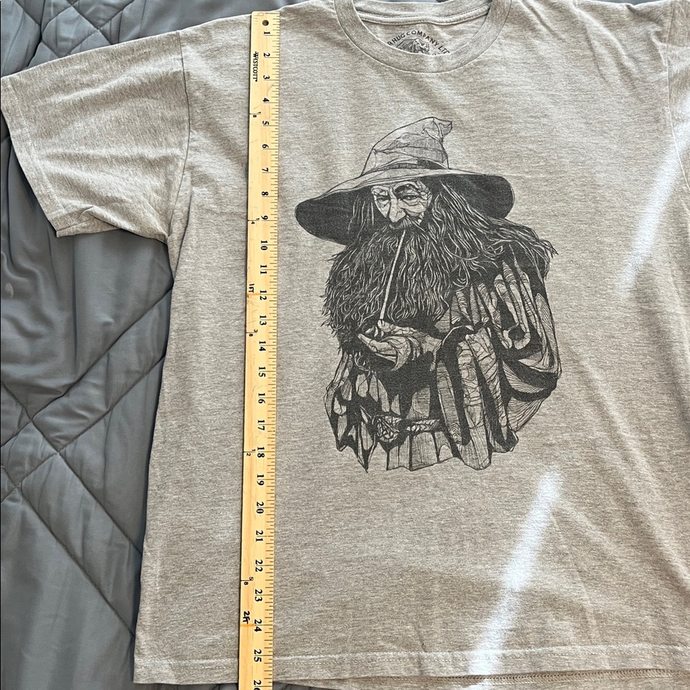 Lord of the Rings - Gandolph - Gray Graphic T-Shirt - Picture 8 of 8